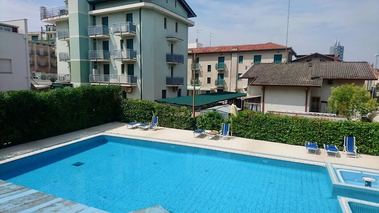 Costa Azzurra - Home Immobiliare Lido di Jesolo 0*,